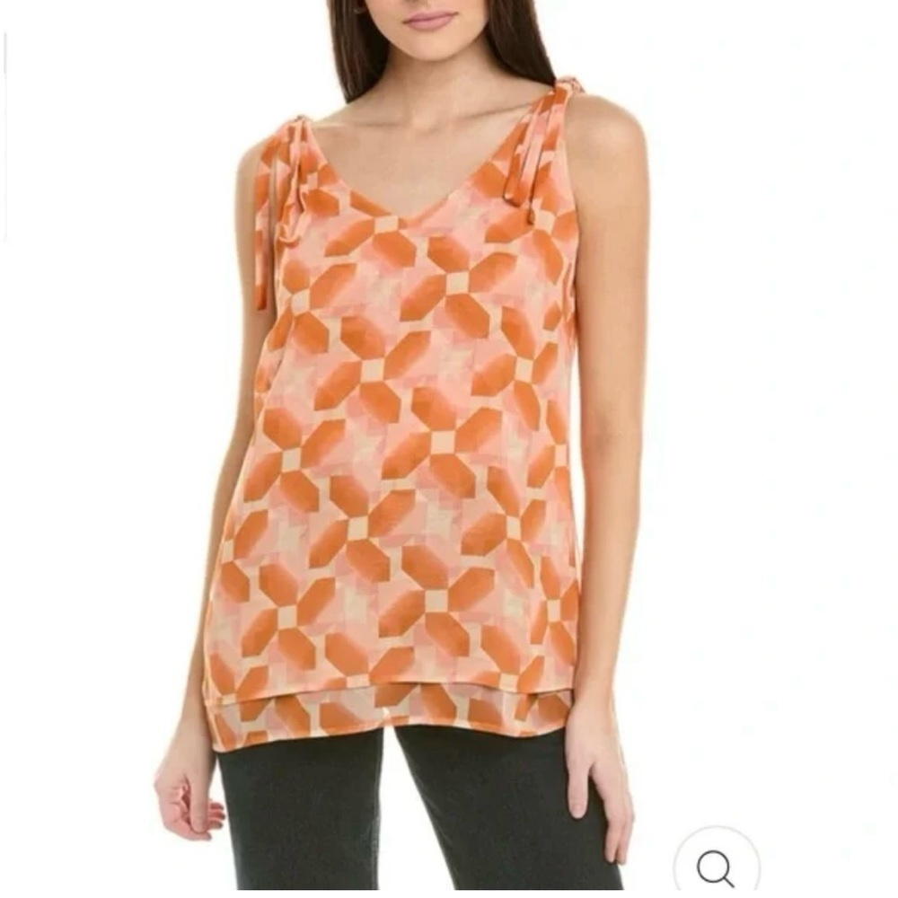 - Cabi pinwheel geometric pattern chiffon blouse